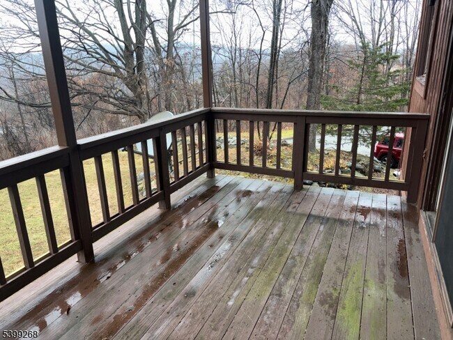 Building Photo - 7 Deer Valley Ln