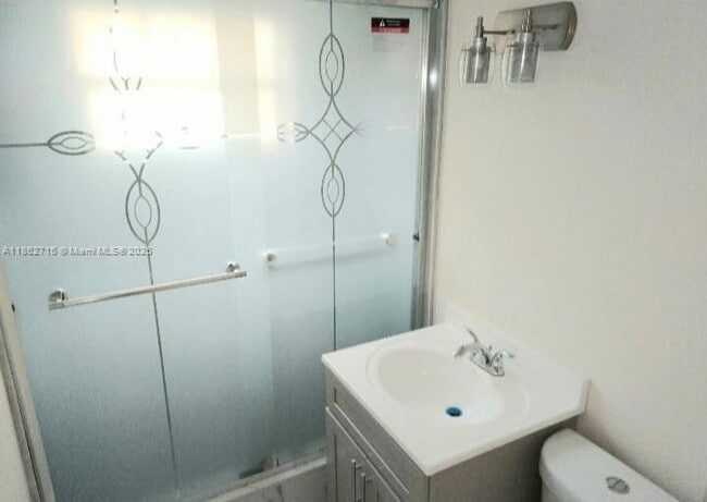 Building Photo - 900 NE 154th St