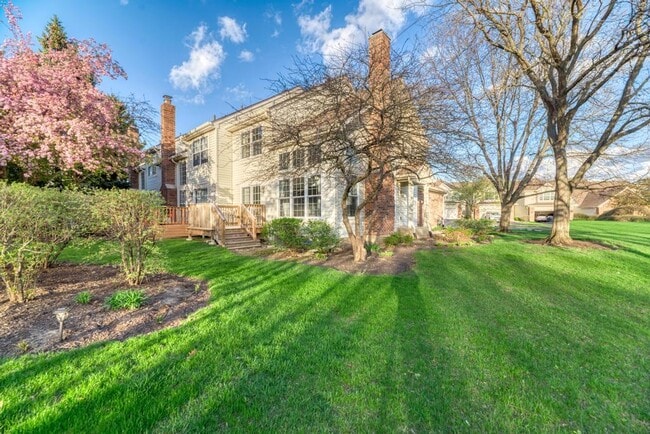 Building Photo - 2222 Seaver Ln