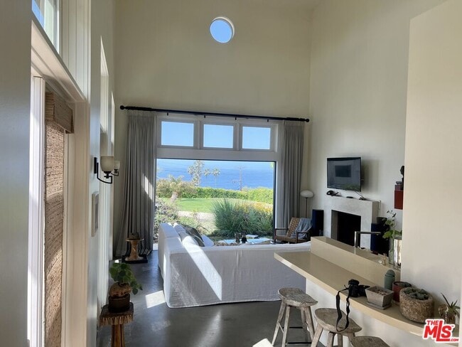 Building Photo - 29458 Bluewater Rd