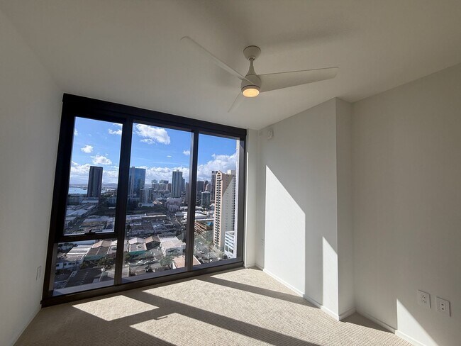 Building Photo - Park at Ward Village 2 bedroom 1 bath 2 parking stalls available now!