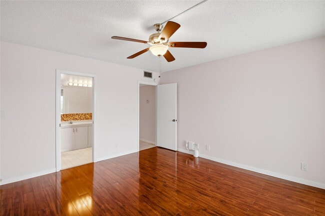 Building Photo - 2505 Antigua Terrace