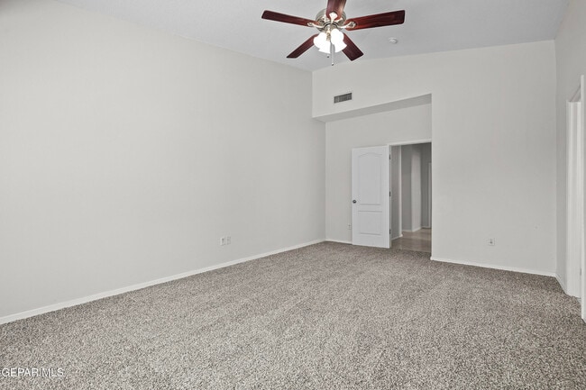 Building Photo - 14720 Sand Gate Dr