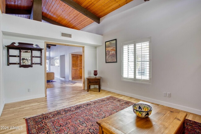 Building Photo - 7638 E Vía De Lindo