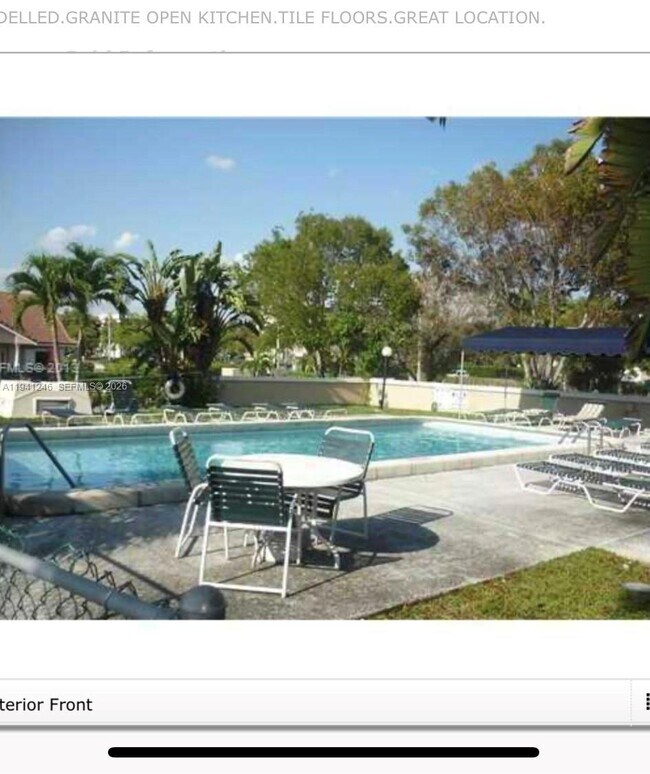 Building Photo - 2614 Riverside Dr