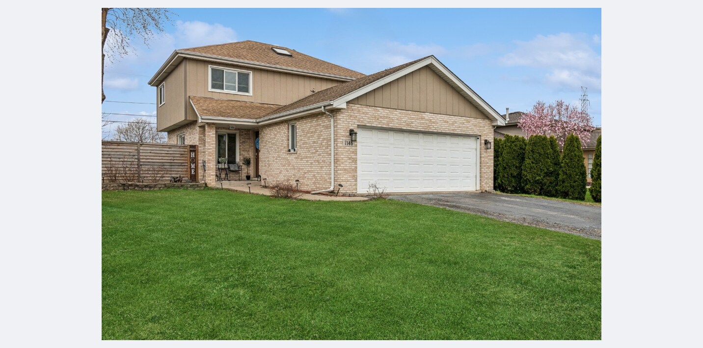 Building Photo - 7146 S Oketo Ave