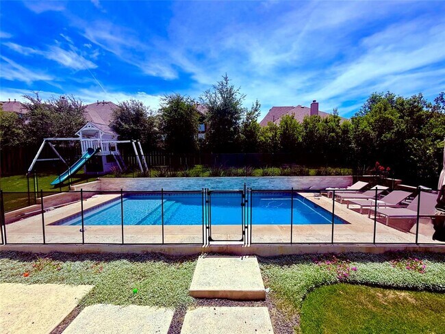 Building Photo - 16308 Paddlefish Wy