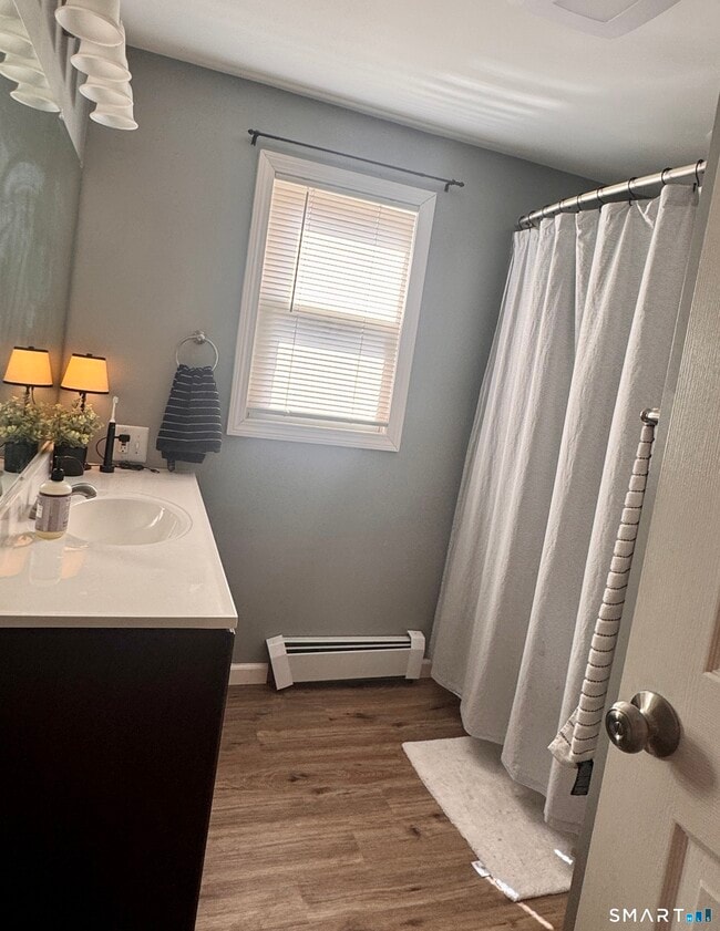 Building Photo - 110 Lake Rd