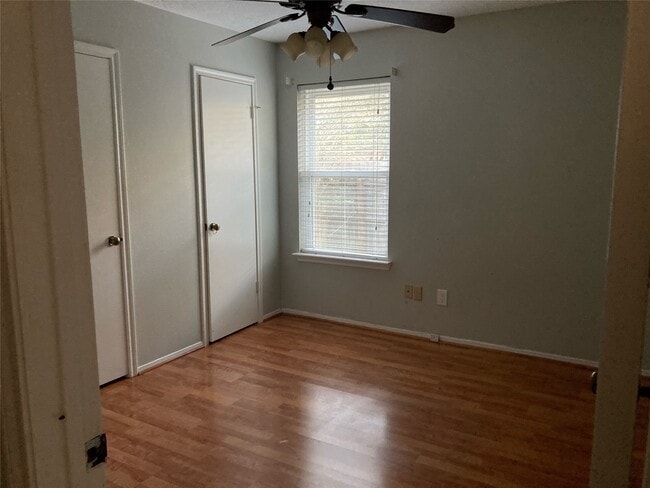 Building Photo - 3002 Avanti Ct