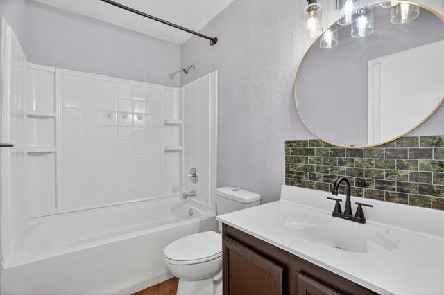 Building Photo - 1435 Queen Annes Dr