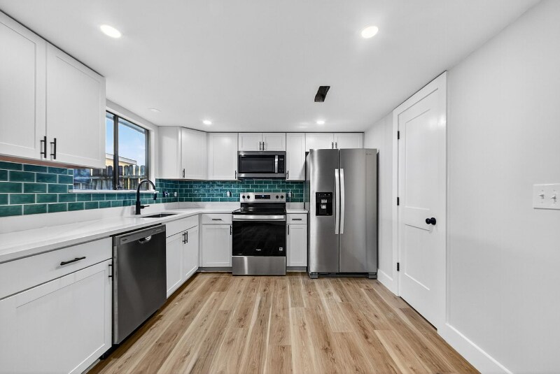 Building Photo - 2943 Cathedral Ln