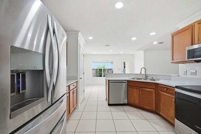 Building Photo - Renovated Home in Niceville!