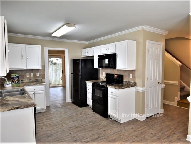 Building Photo - 4516 Archibald Way