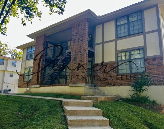 Primary Photo - 3266 NW Mill Dr