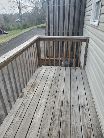 Right Side of Balcony - 194 Gray Station Rd