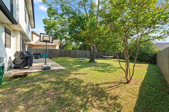 Building Photo - 14401 Richard Walker Blvd