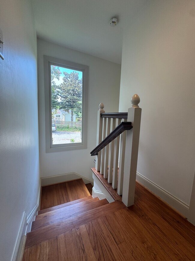 Building Photo - Gorgeous 2BR/2BA Home in Downtown Raleigh