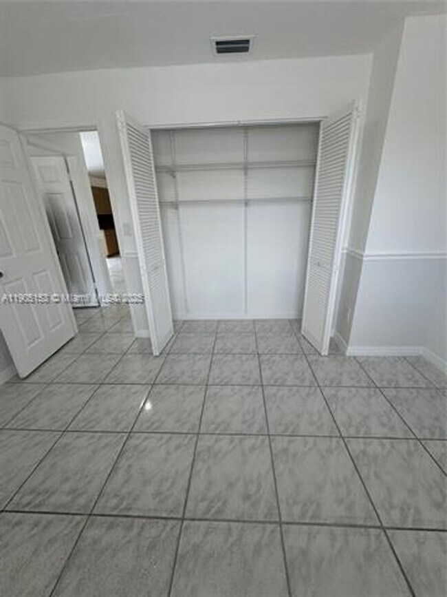 Building Photo - 11434 SW 185th St