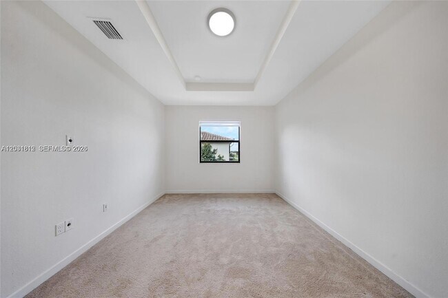Building Photo - 25272 SW 115th Ave