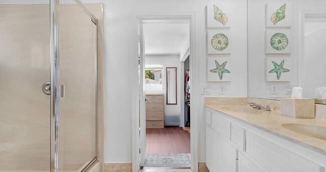 Building Photo - 4946 Glenn Pine Ln