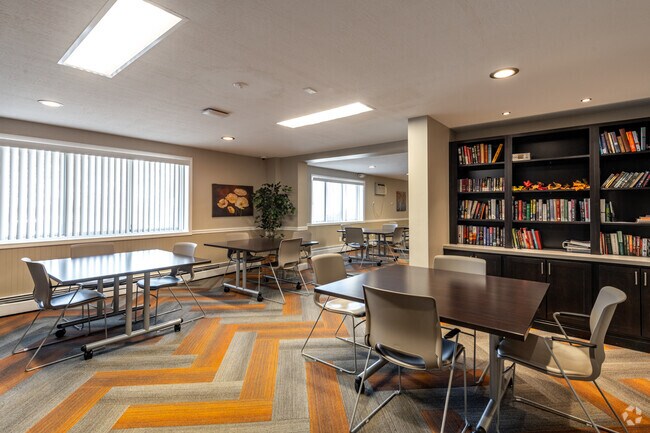Community Room - Summit Ridge Apartments