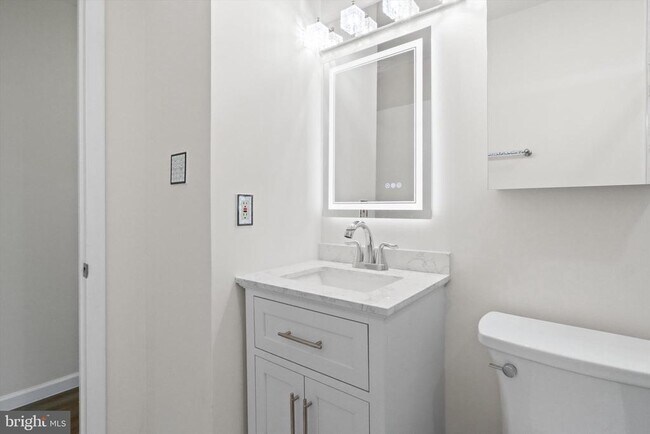 Building Photo - 2846 Chablis Cir