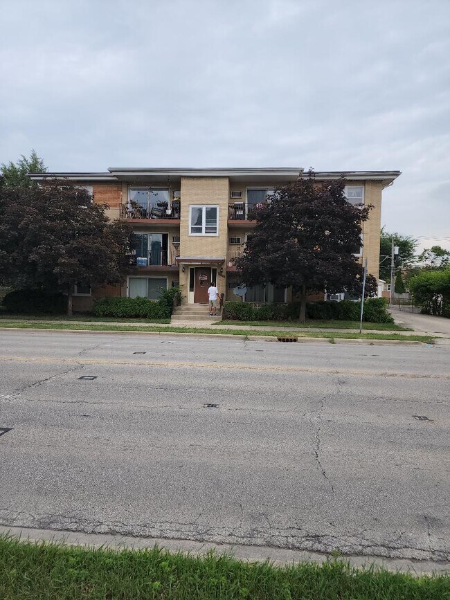 Primary Photo - 9110 W 31st St