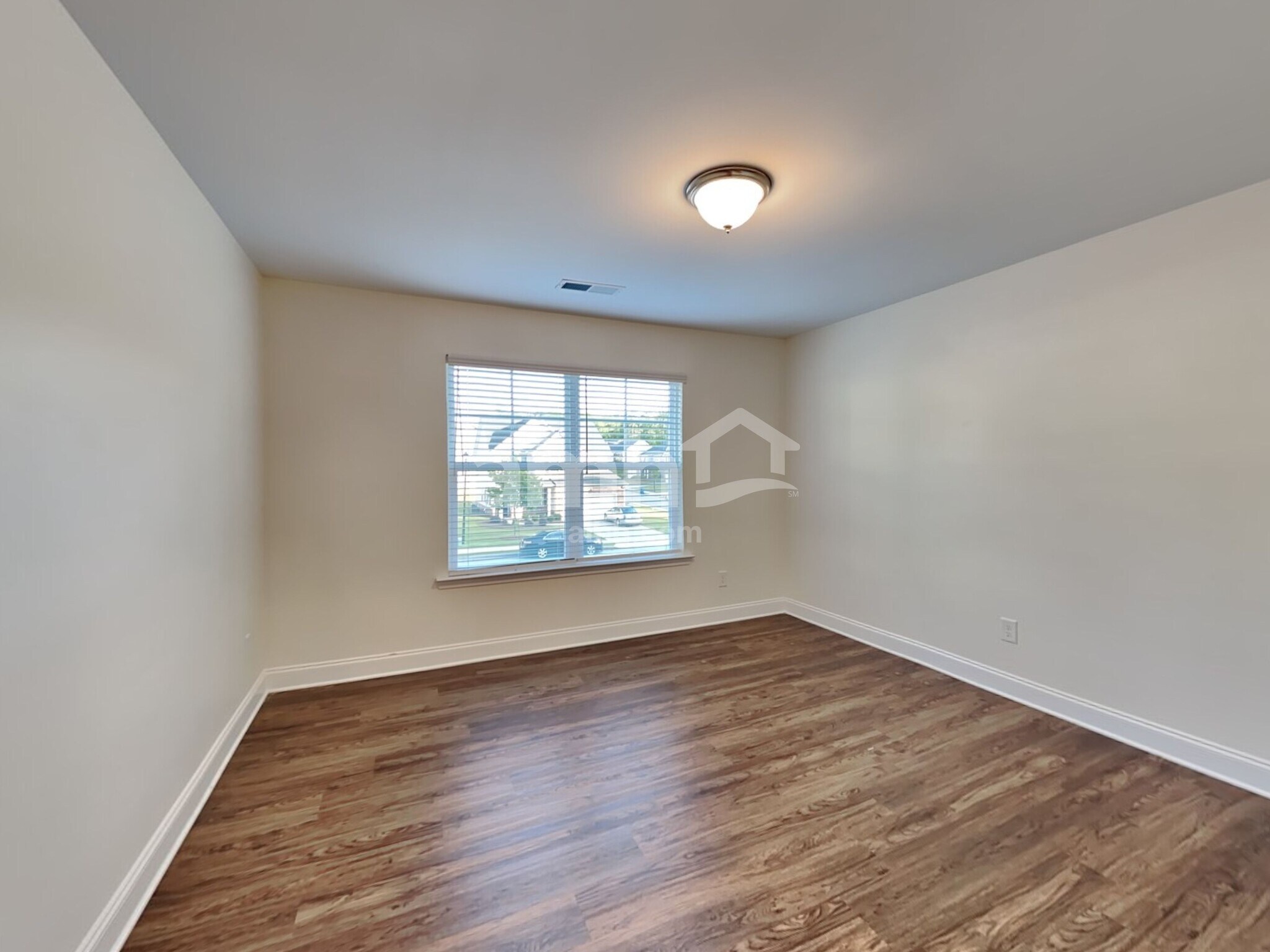 Building Photo - 3348 Okelly Dr