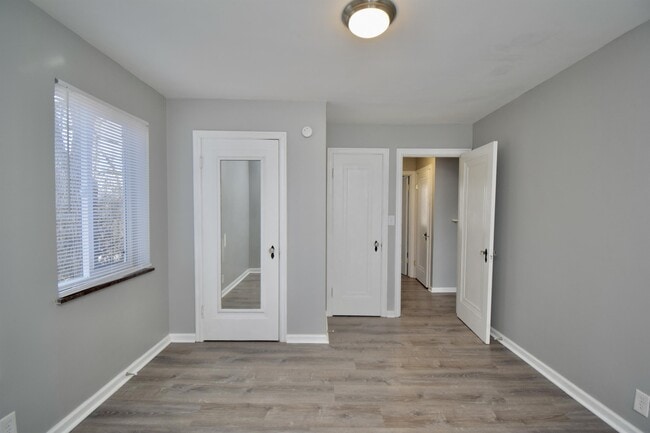 Building Photo - 5219 Colerain Ave