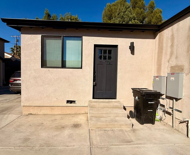 Building Photo - 7309 Yarmouth Ave