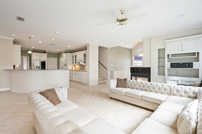 Building Photo - 3311 El Dorado Blvd