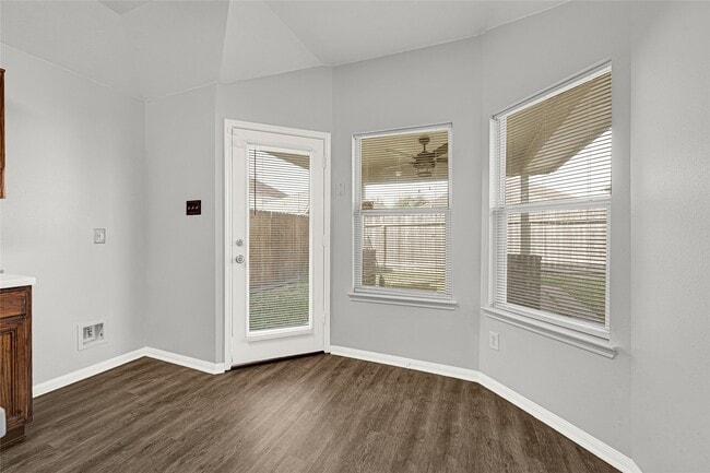 Building Photo - 1831 Mickle Creek Dr