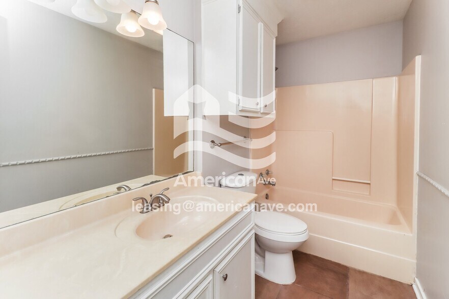 Building Photo - 103 Rolling Hills Blvd