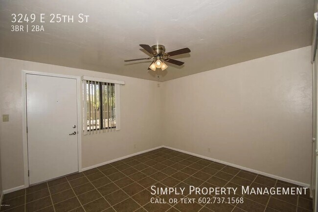 Building Photo - Great 3 bed 2 bath near UofA/ downtown Tuc...