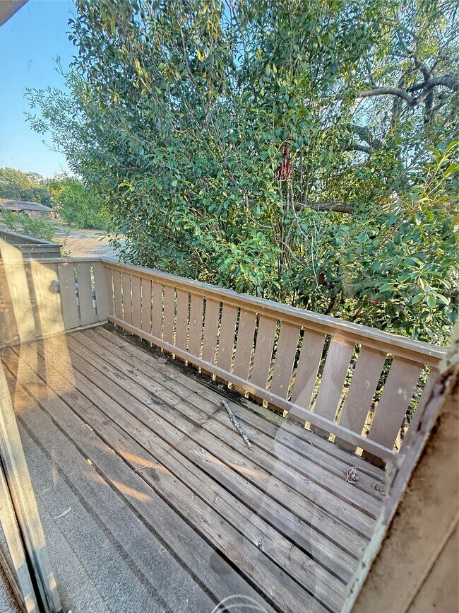 Building Photo - 5005 Georgi Ln