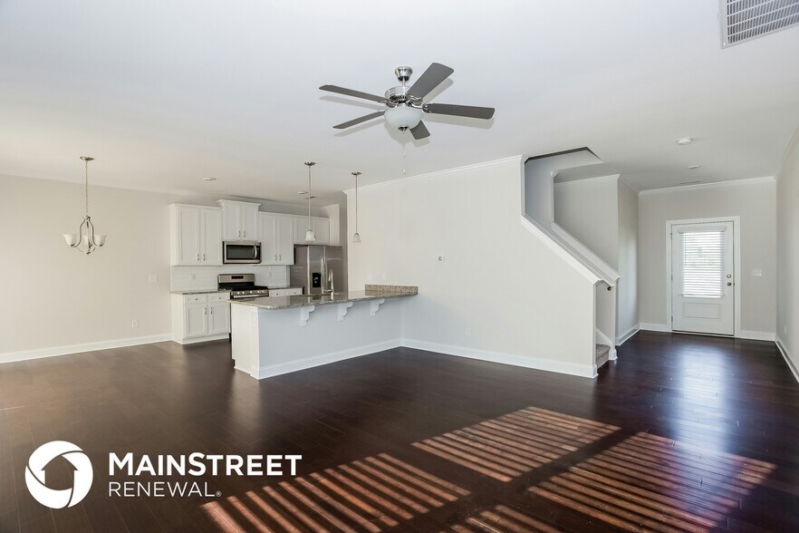 Building Photo - 4358 Hornyak Dr