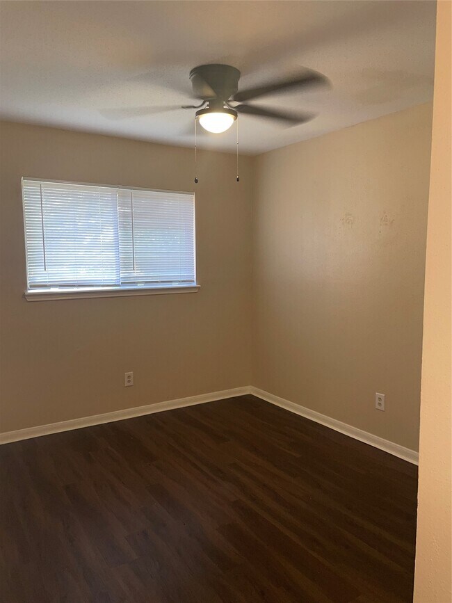 Building Photo - 4710 Airport Blvd