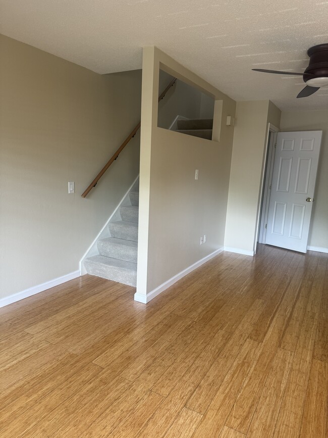 Living Room - 4515 W Bancroft St