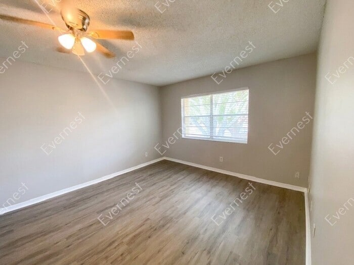 Building Photo - 4455 38th Terrace N