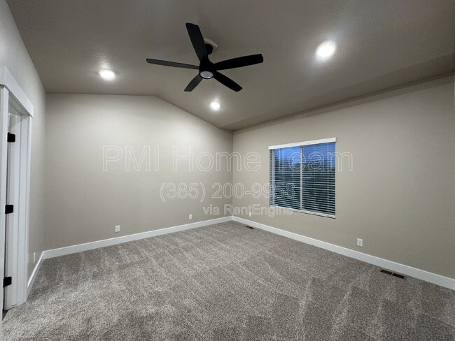 Building Photo - 1031 W 1000 N