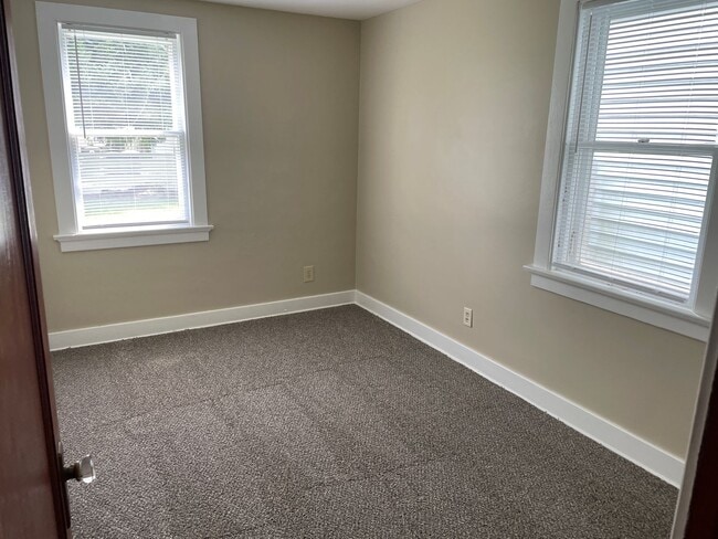 Building Photo - 3BR Ranch