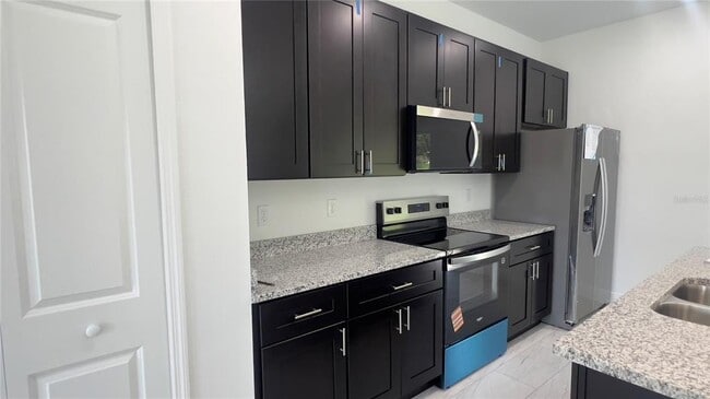 Building Photo - 3315 W Montgomery Ln