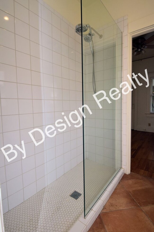 Building Photo - Charming Armory Park Bungalow with Private Off-Street Parking