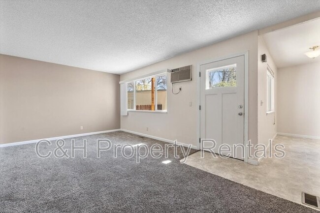 Building Photo - 2252 Avenue C