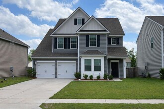 Building Photo - 1122 Mossy Rock Dr