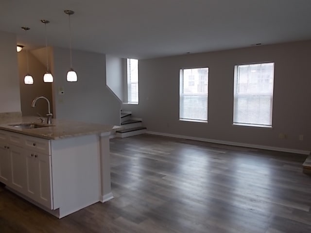 Building Photo - 28140 Detroit Rd