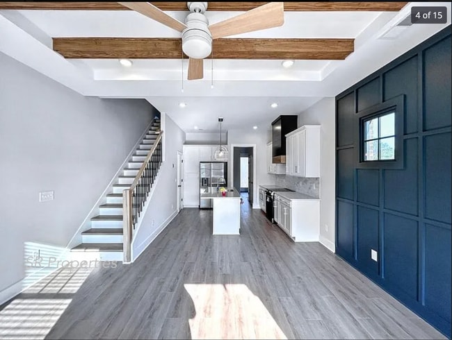 Building Photo - 1200 Windsor Sq