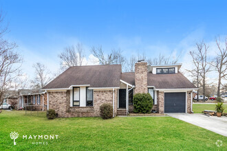 Building Photo - Stylish Brick Ranch Home