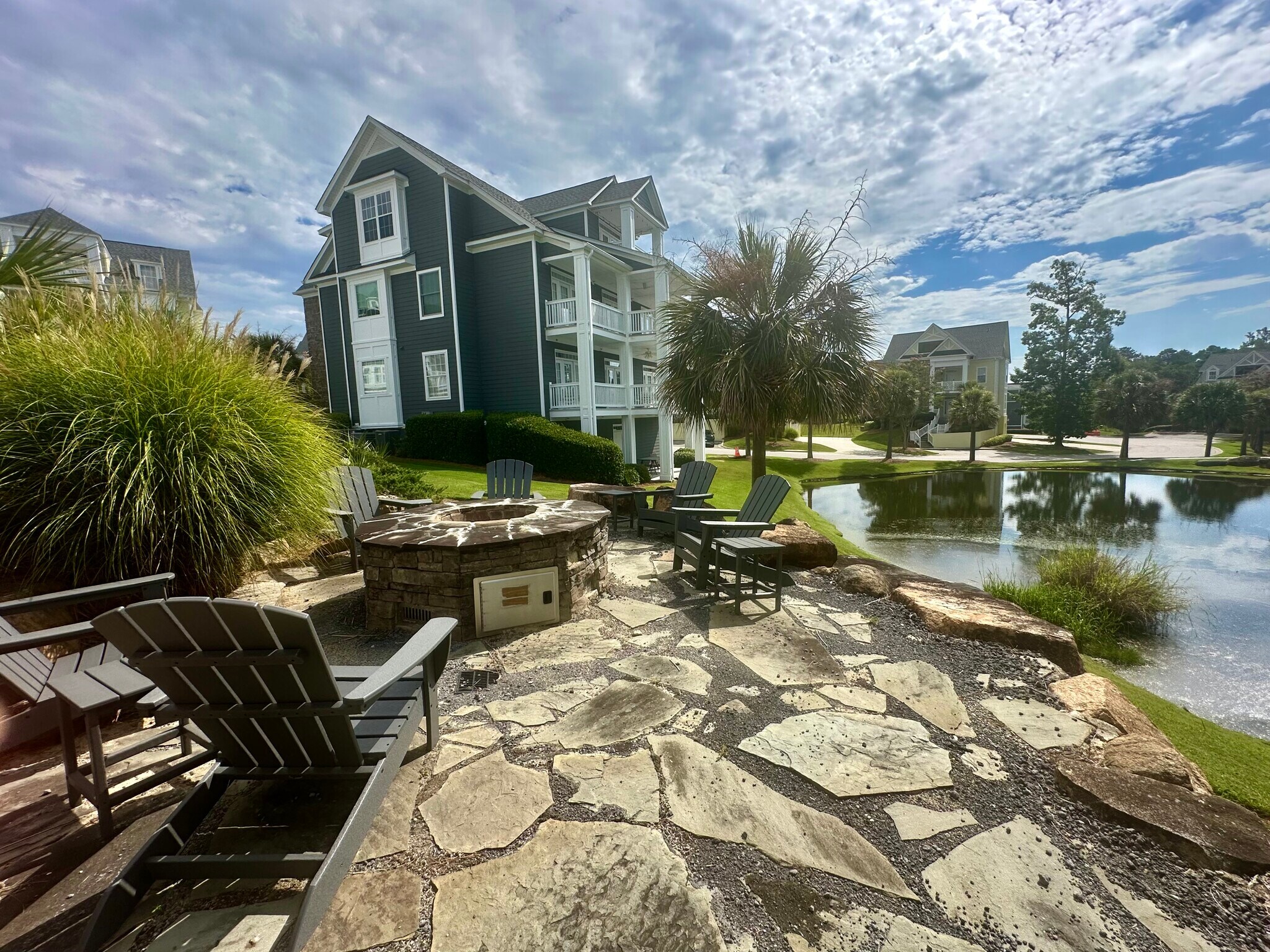 Building Photo - 149 Breezes Dr