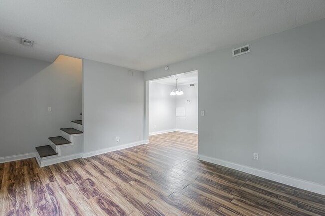 Building Photo - 6876 Beulah Dr